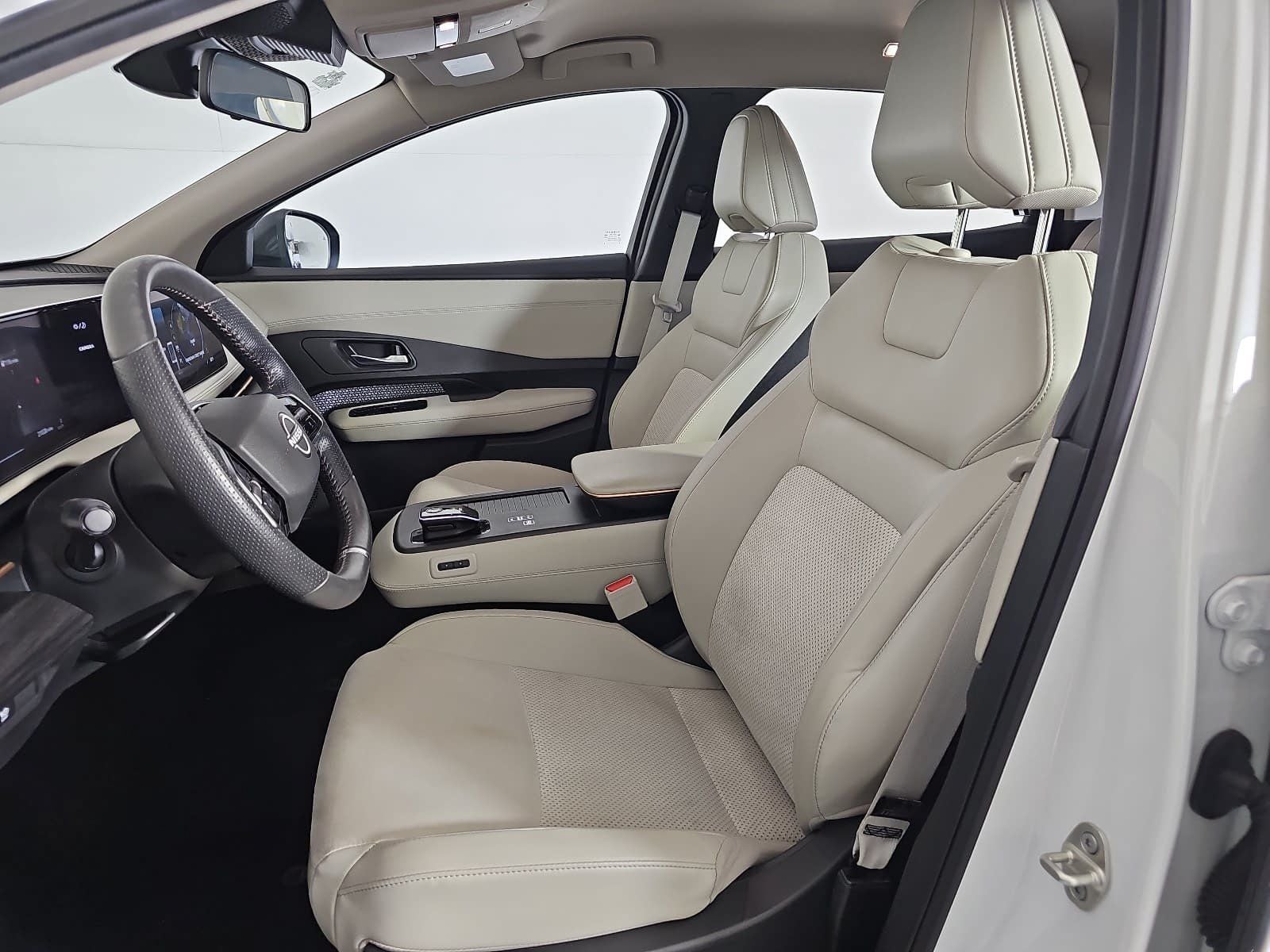 2024 Nissan Ariya ENGAGE