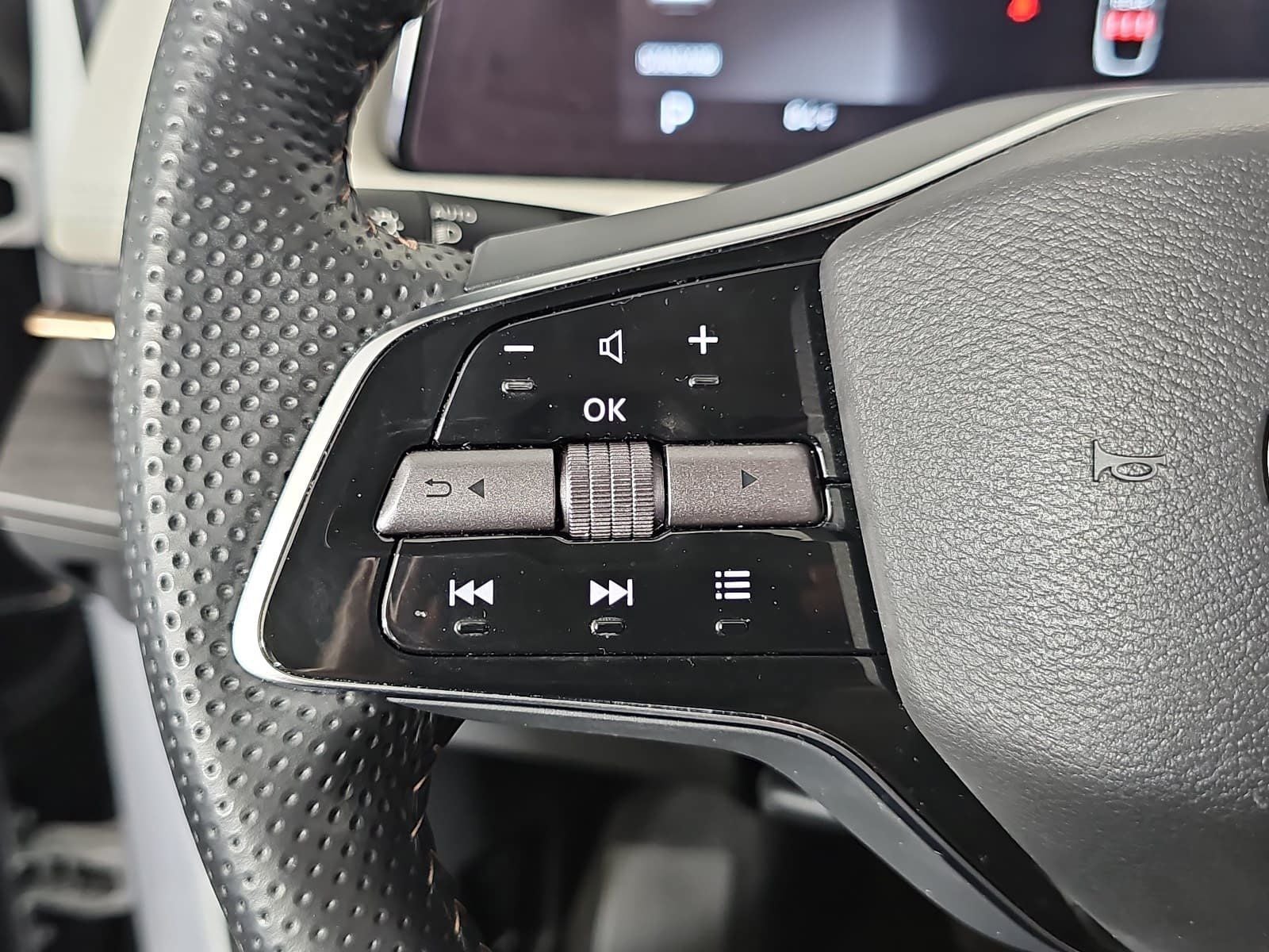2024 Nissan Ariya ENGAGE
