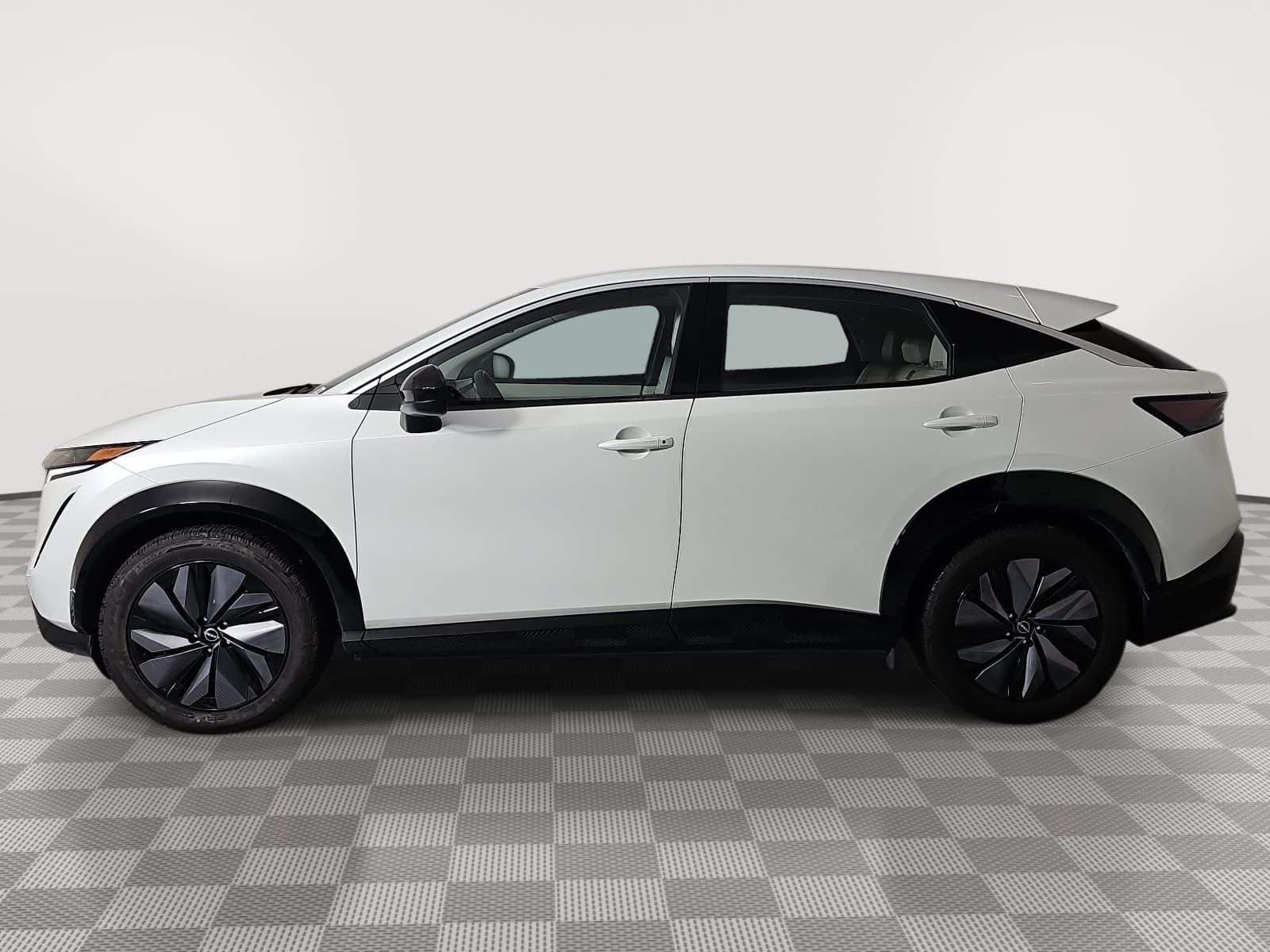2024 Nissan Ariya ENGAGE