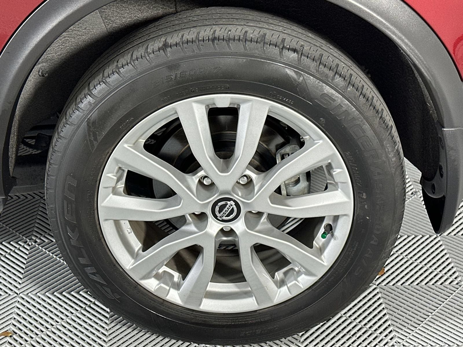 2022 Nissan Rogue Sport SV