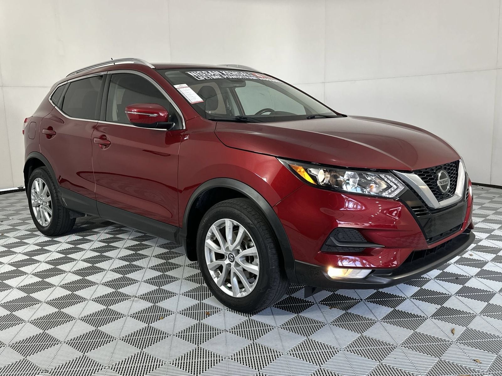 2022 Nissan Rogue Sport SV