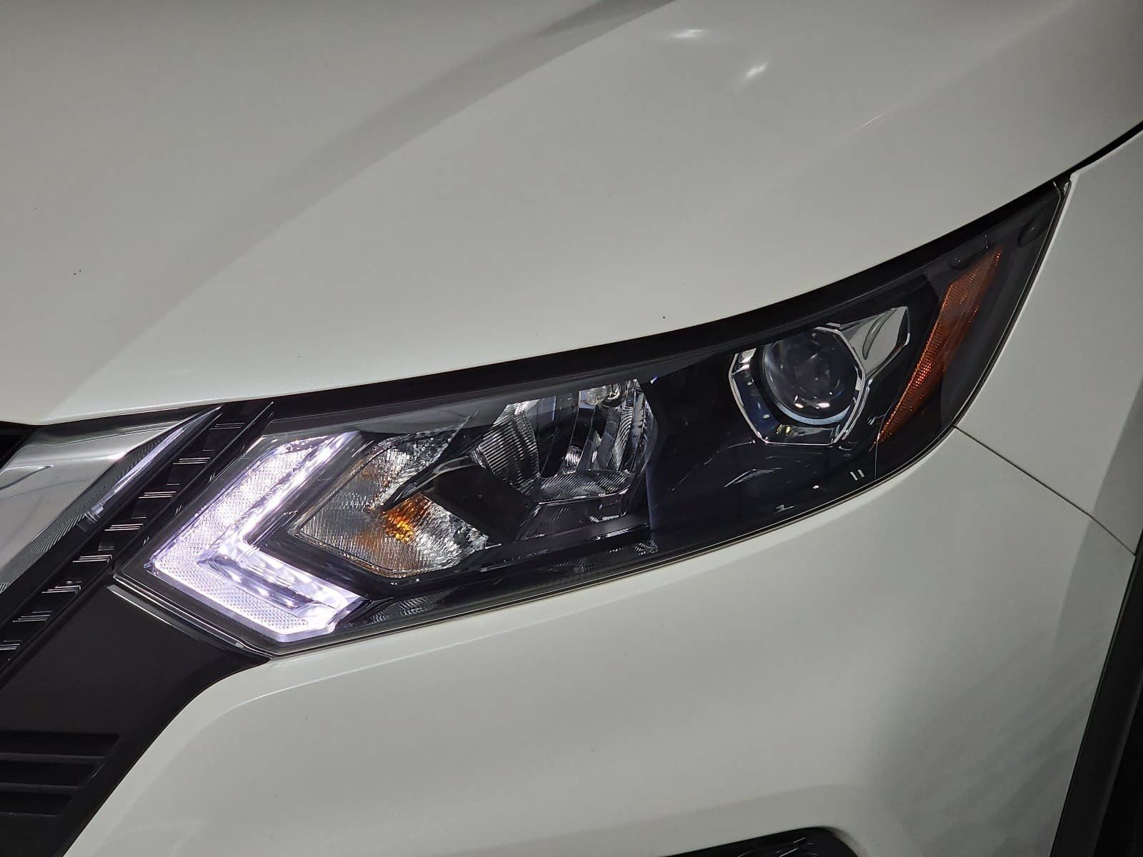 2021 Nissan Rogue Sport SV