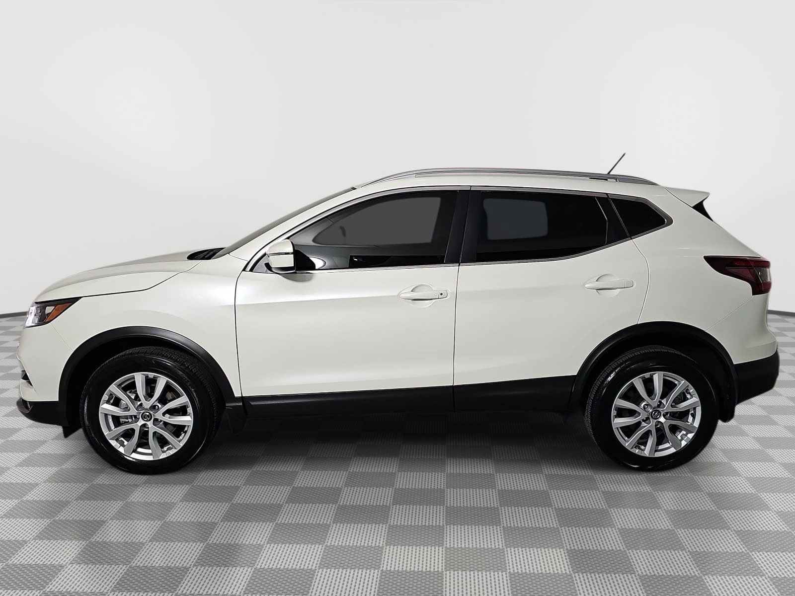 2021 Nissan Rogue Sport SV