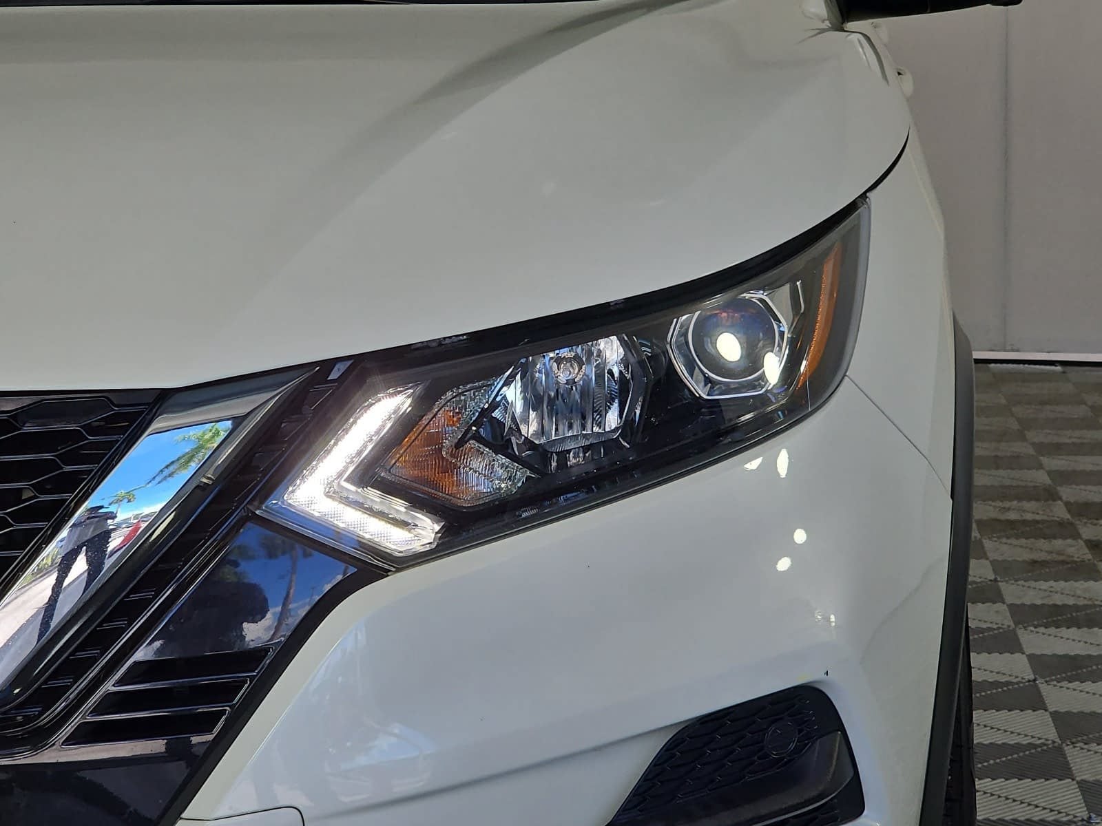 2022 Nissan Rogue Sport SV
