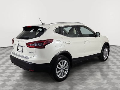 2022 Nissan Rogue Sport SV
