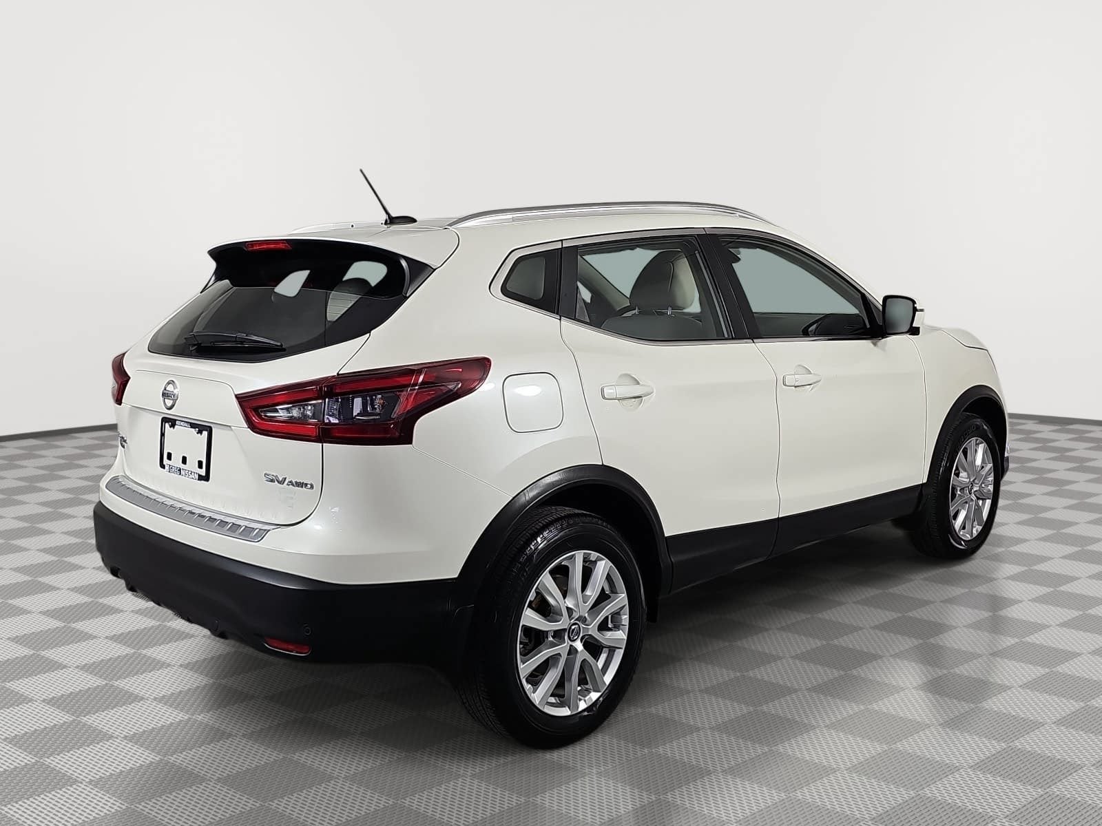 2022 Nissan Rogue Sport SV