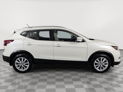 2022 Nissan Rogue Sport SV