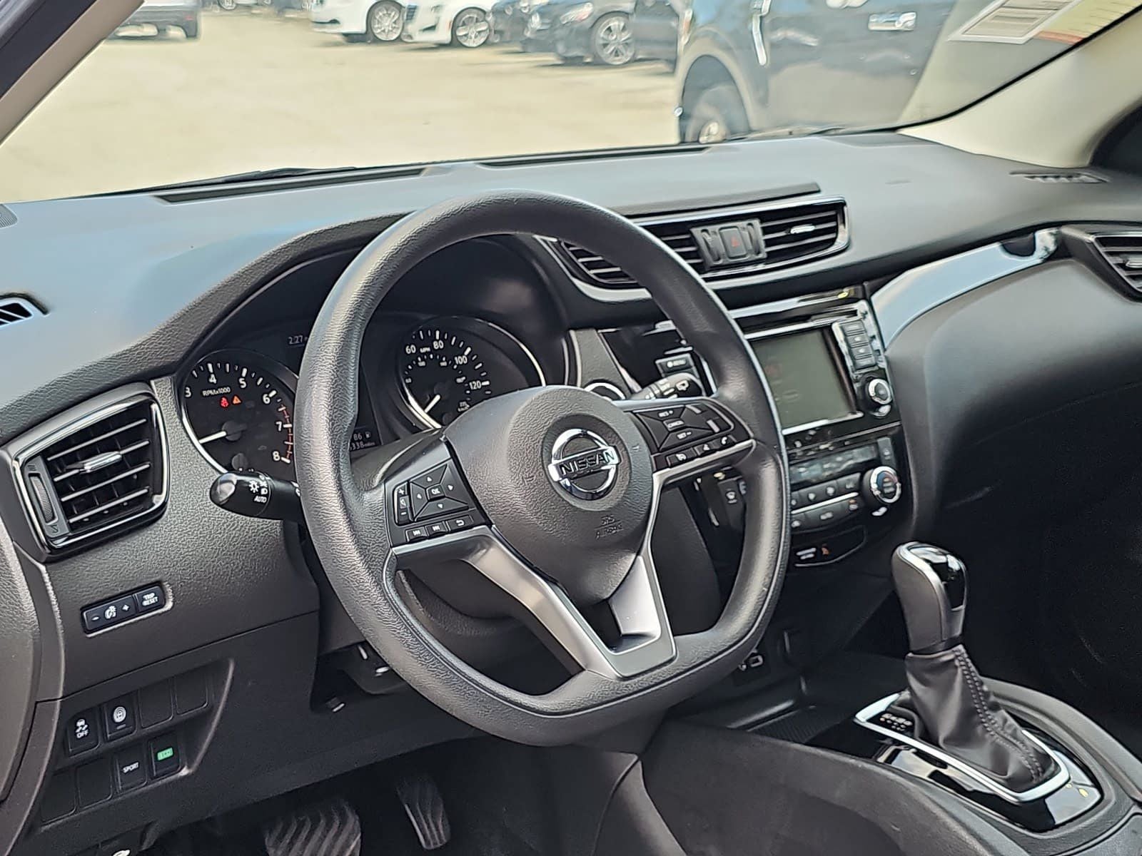 2020 Nissan Rogue Sport SV