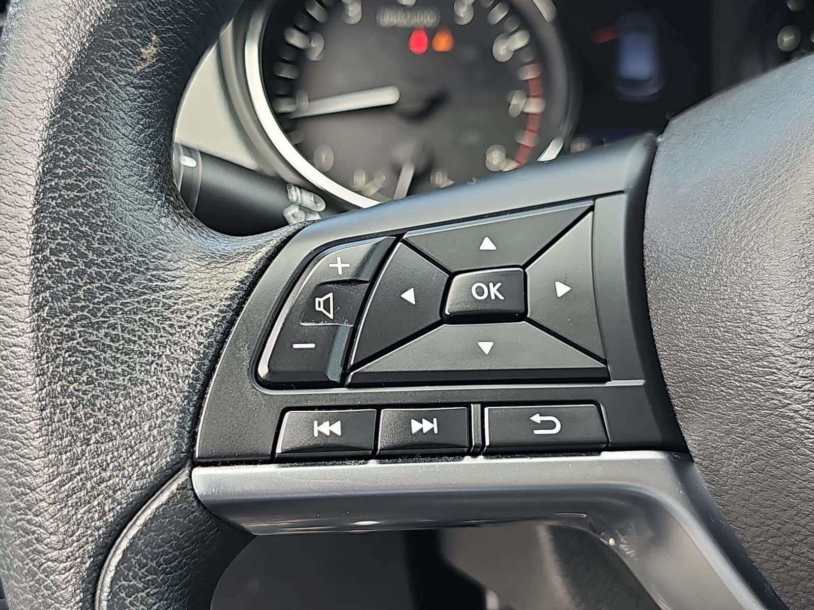 2020 Nissan Rogue Sport SV