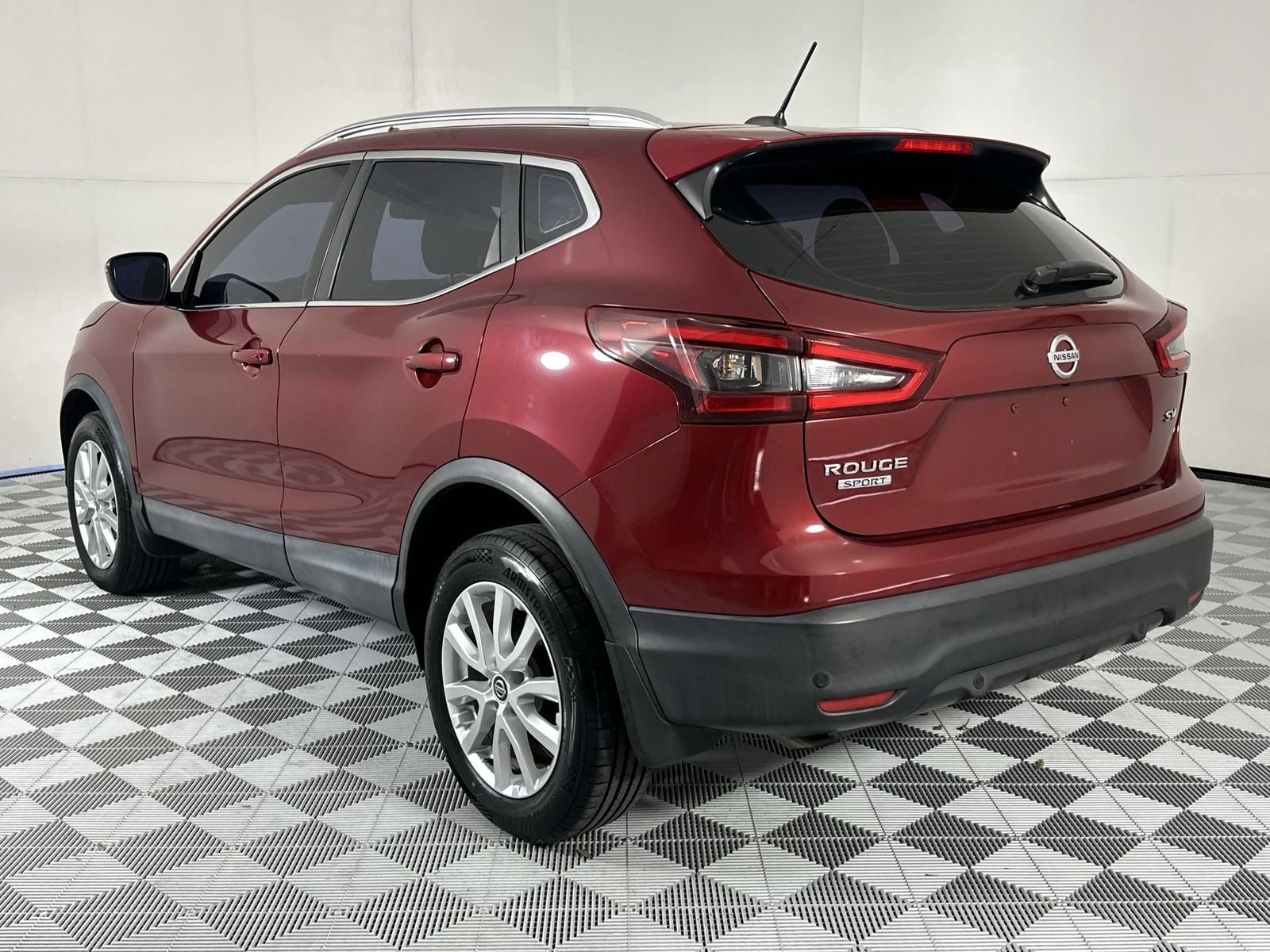 2020 Nissan Rogue Sport SV