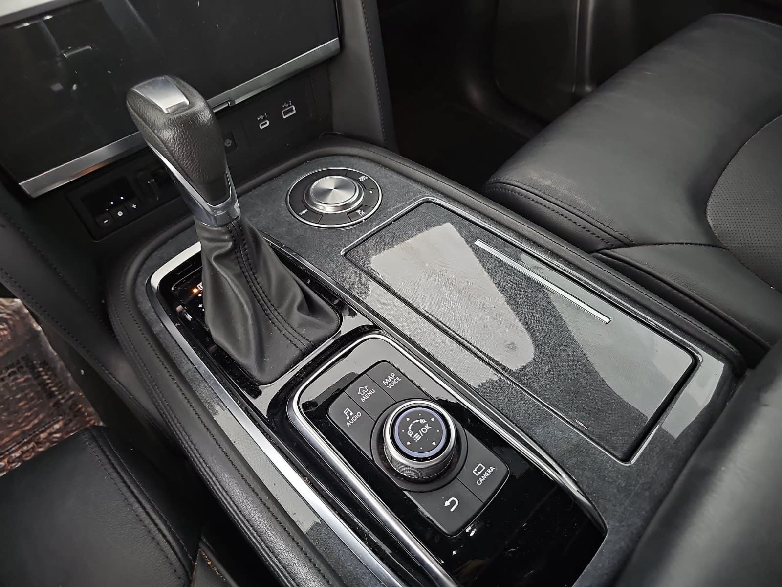 2022 Nissan Armada SL