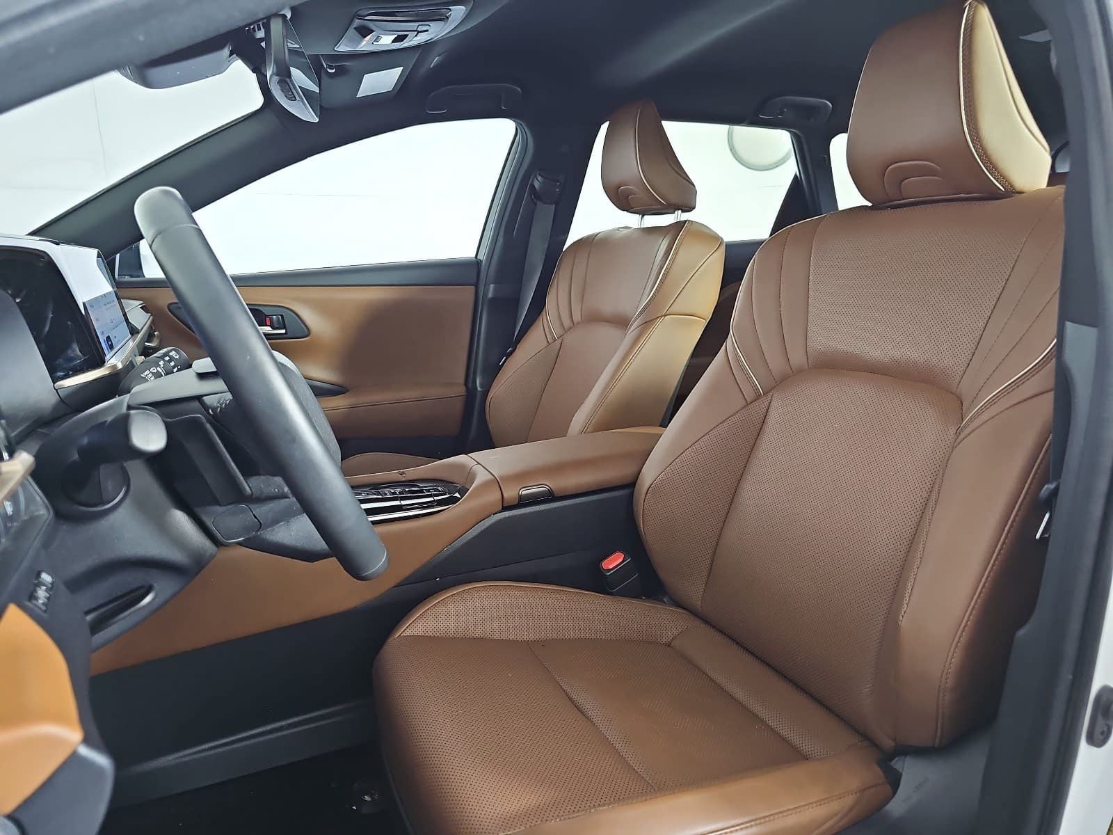 2025 Toyota Crown Signia XLE
