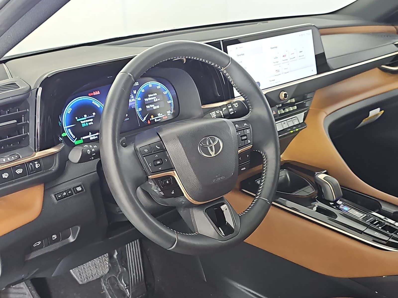 2025 Toyota Crown Signia XLE