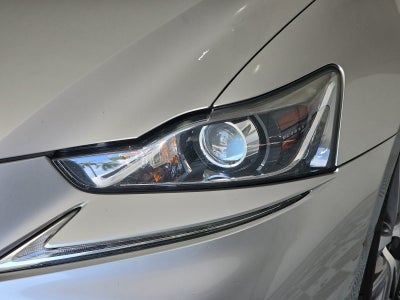 2020 Lexus IS 300