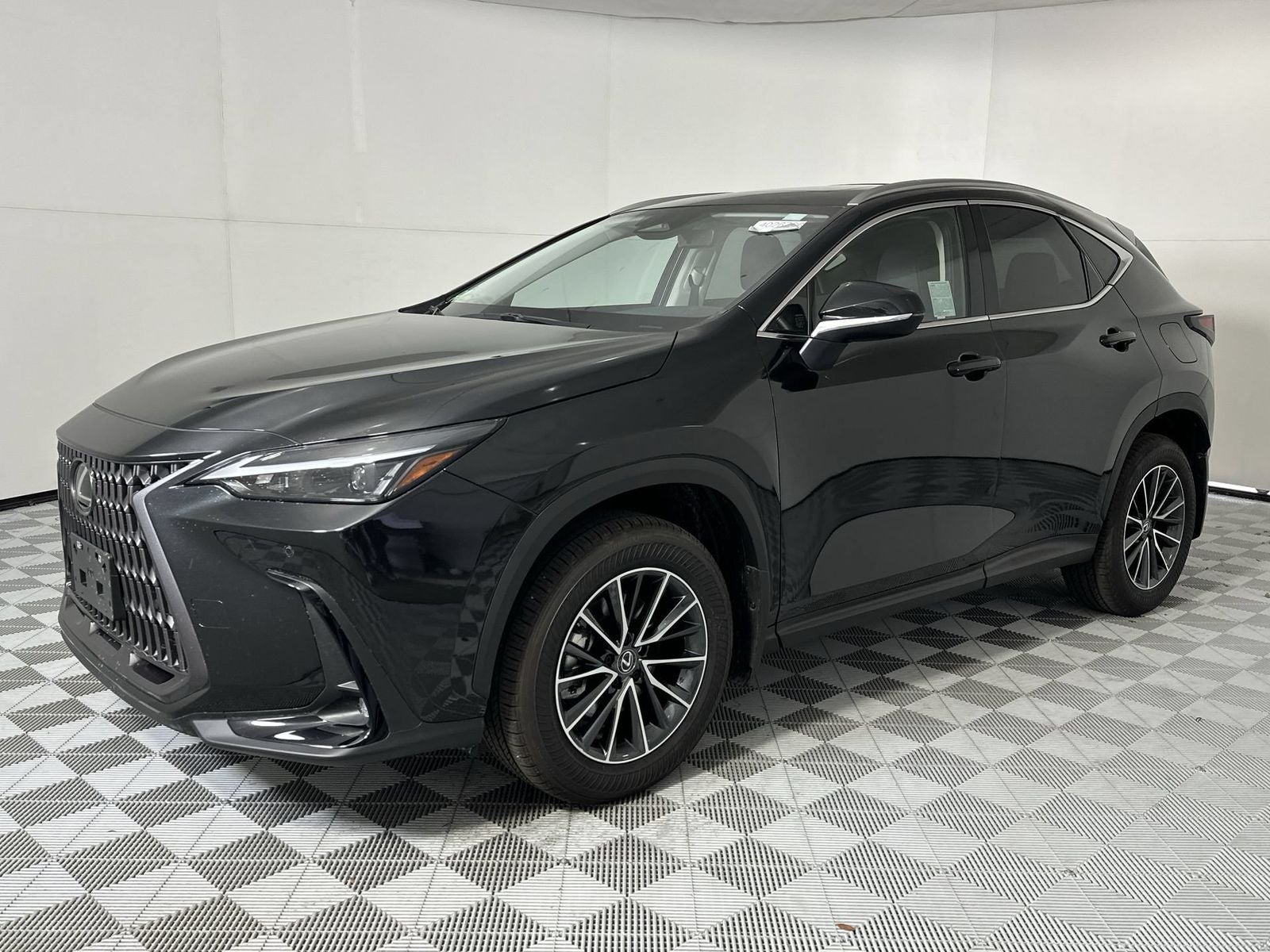 2025 Lexus NX 350h Premium