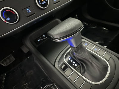 2025 Hyundai Kona SE