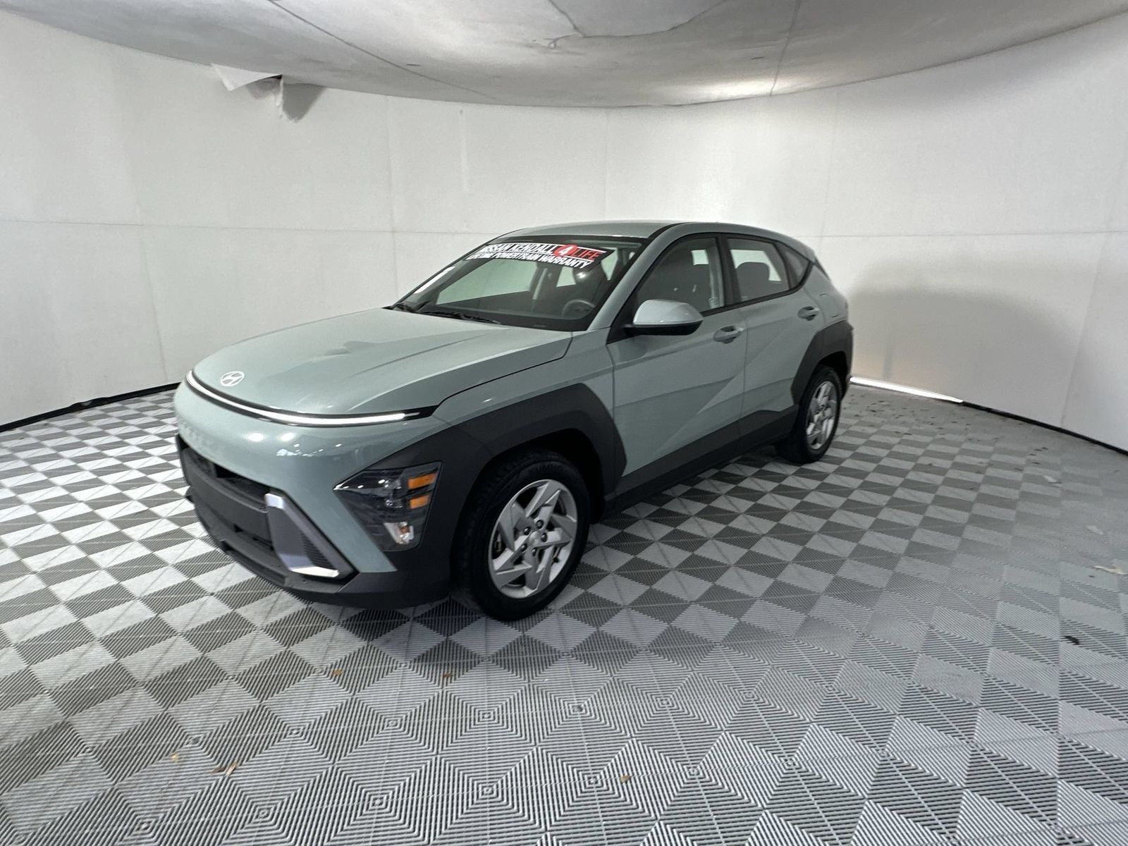 2025 Hyundai Kona SE