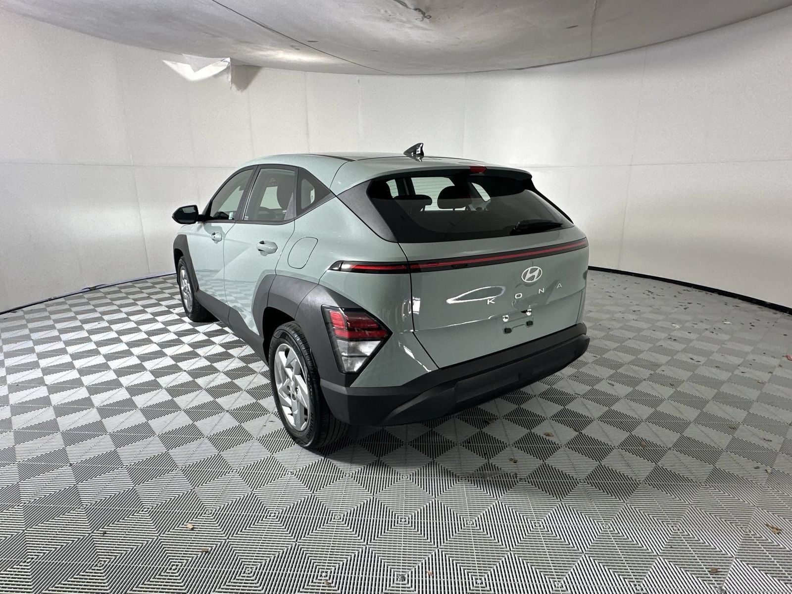 2025 Hyundai Kona SE