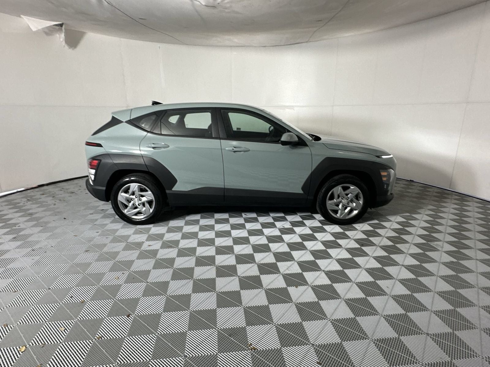 2025 Hyundai Kona SE