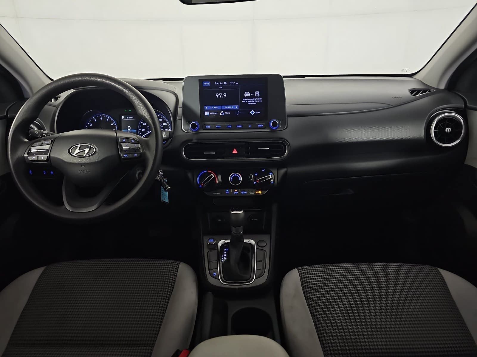 2022 Hyundai Kona SE
