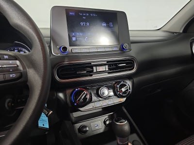 2022 Hyundai Kona SE