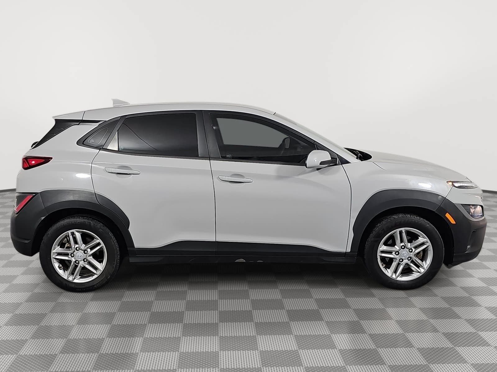 2022 Hyundai Kona SE