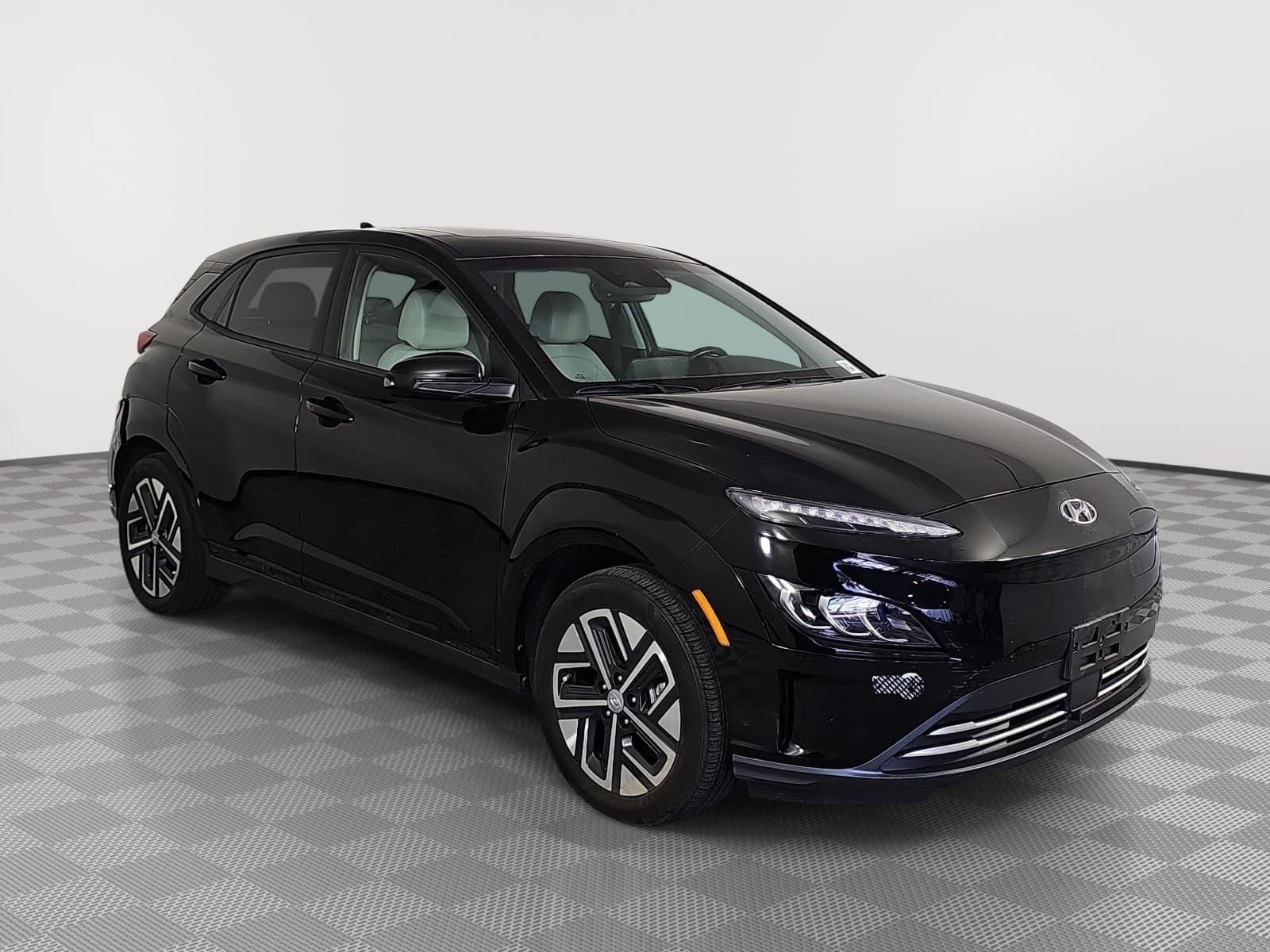 Used 2023 Hyundai Kona EV Limited with VIN KM8K53AG3PU165451 for sale in Palmetto Bay, FL