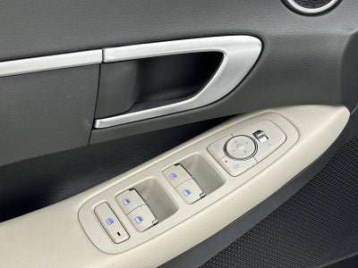 2023 Hyundai Sonata SE