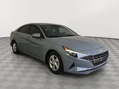 2021 Hyundai Elantra SE
