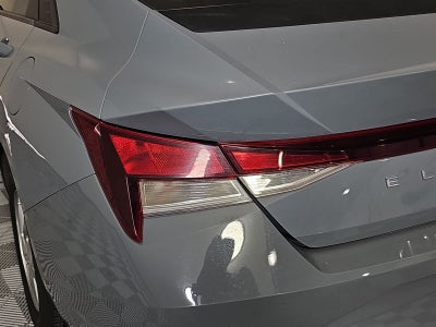 2021 Hyundai Elantra SE