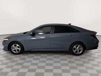 2021 Hyundai Elantra SE