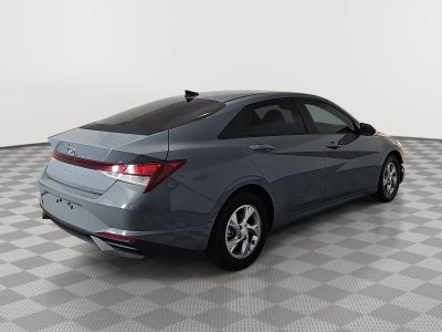 2021 Hyundai Elantra SE