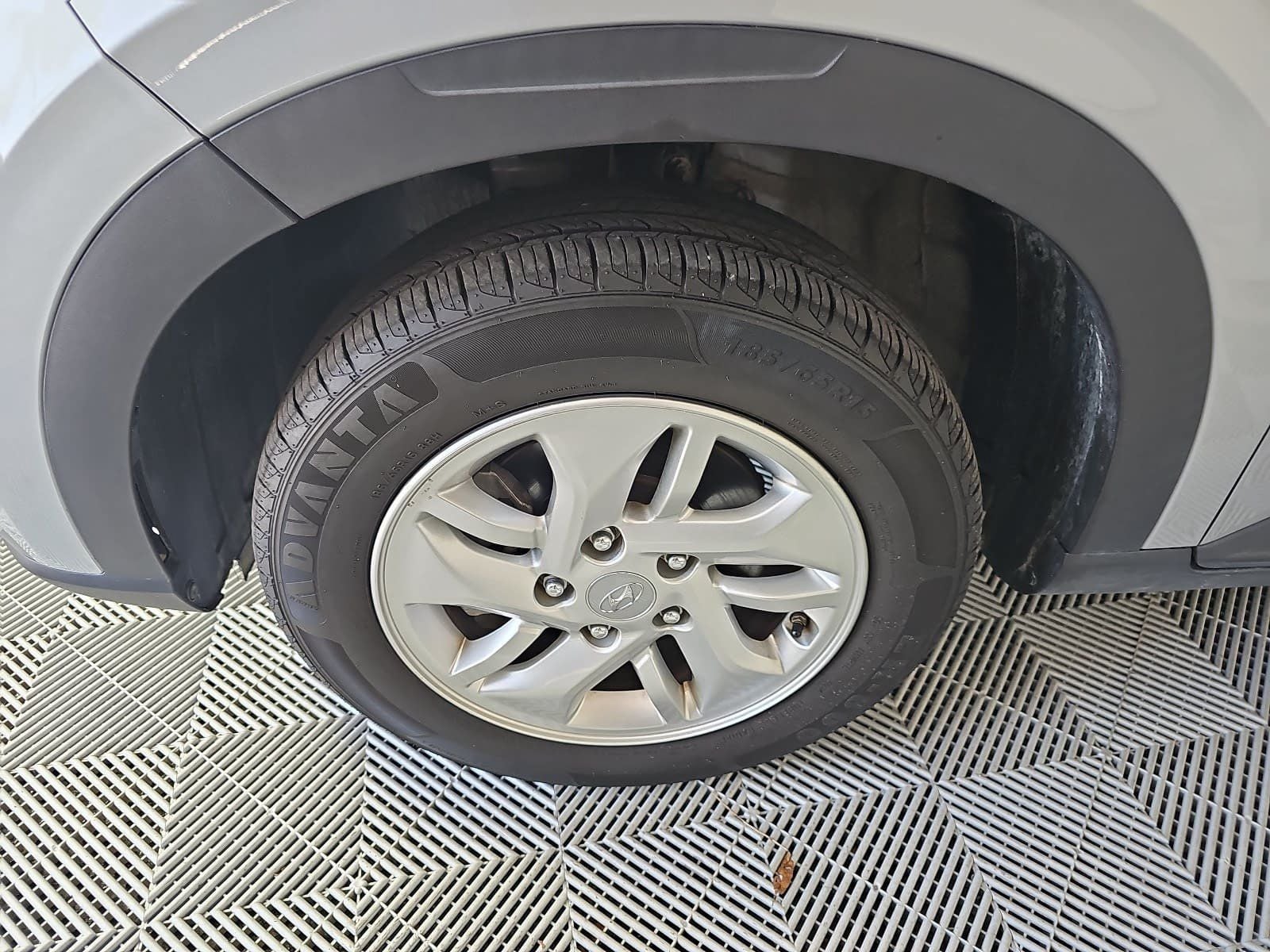 2023 Hyundai Venue SE