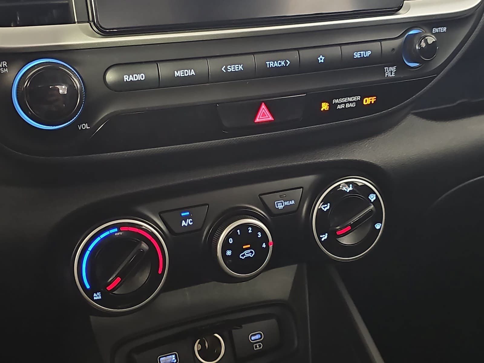 2023 Hyundai Venue SE