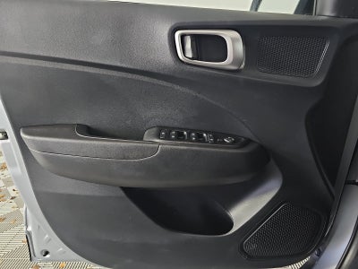 2023 Hyundai Venue SE