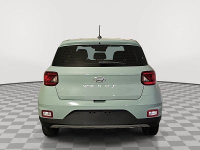 2025 Hyundai Venue SE