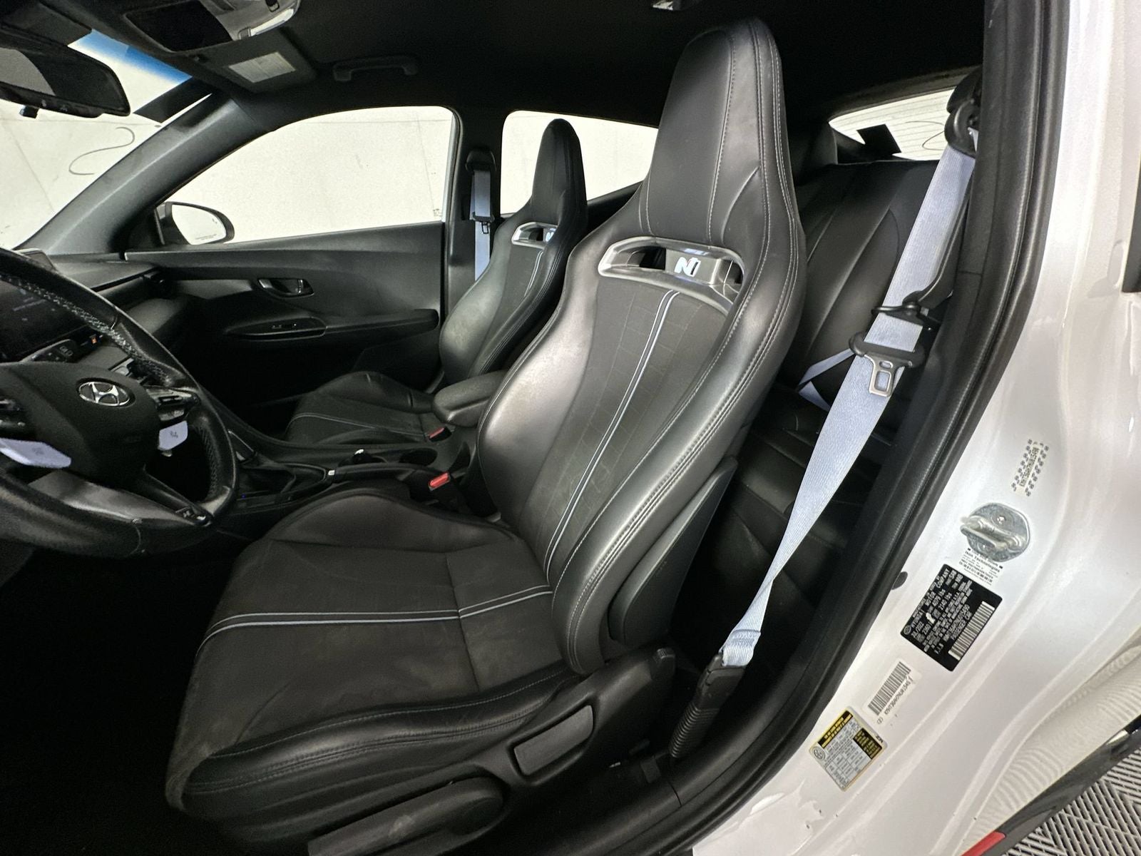 2022 Hyundai Veloster N Base