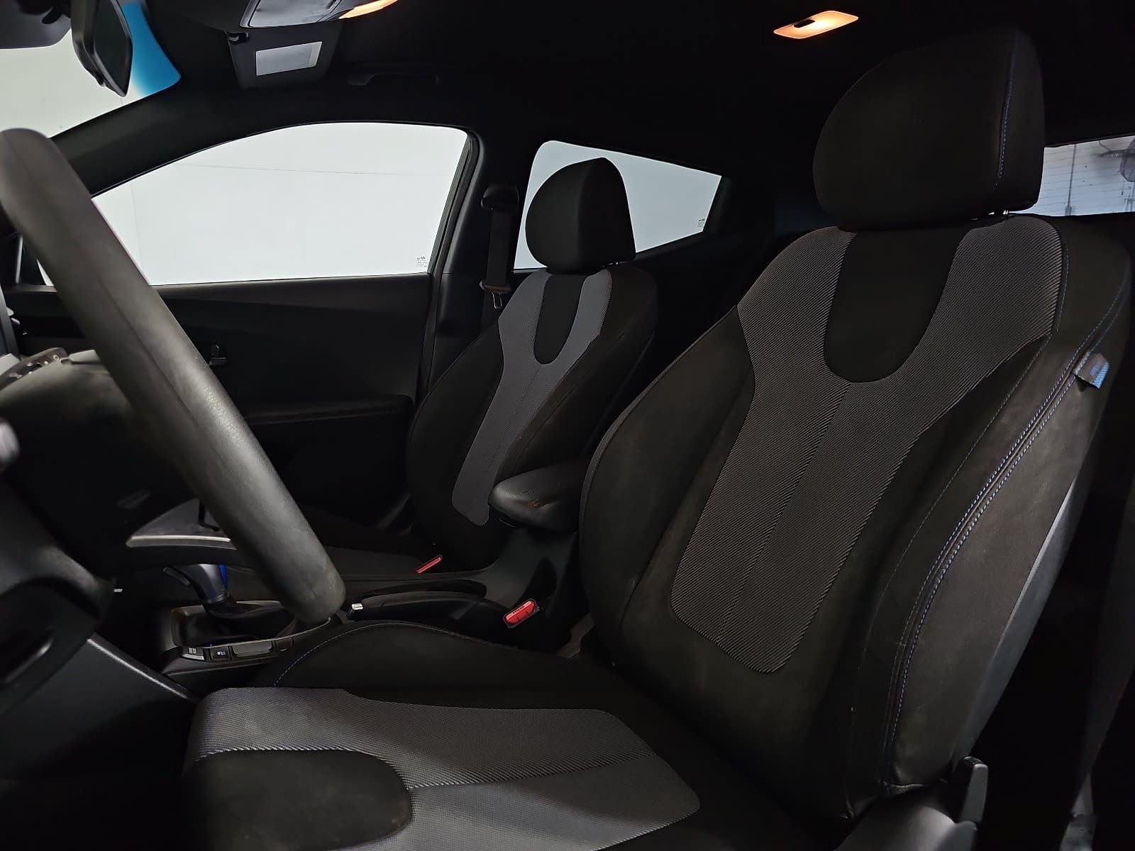 2019 Hyundai Veloster 2.0
