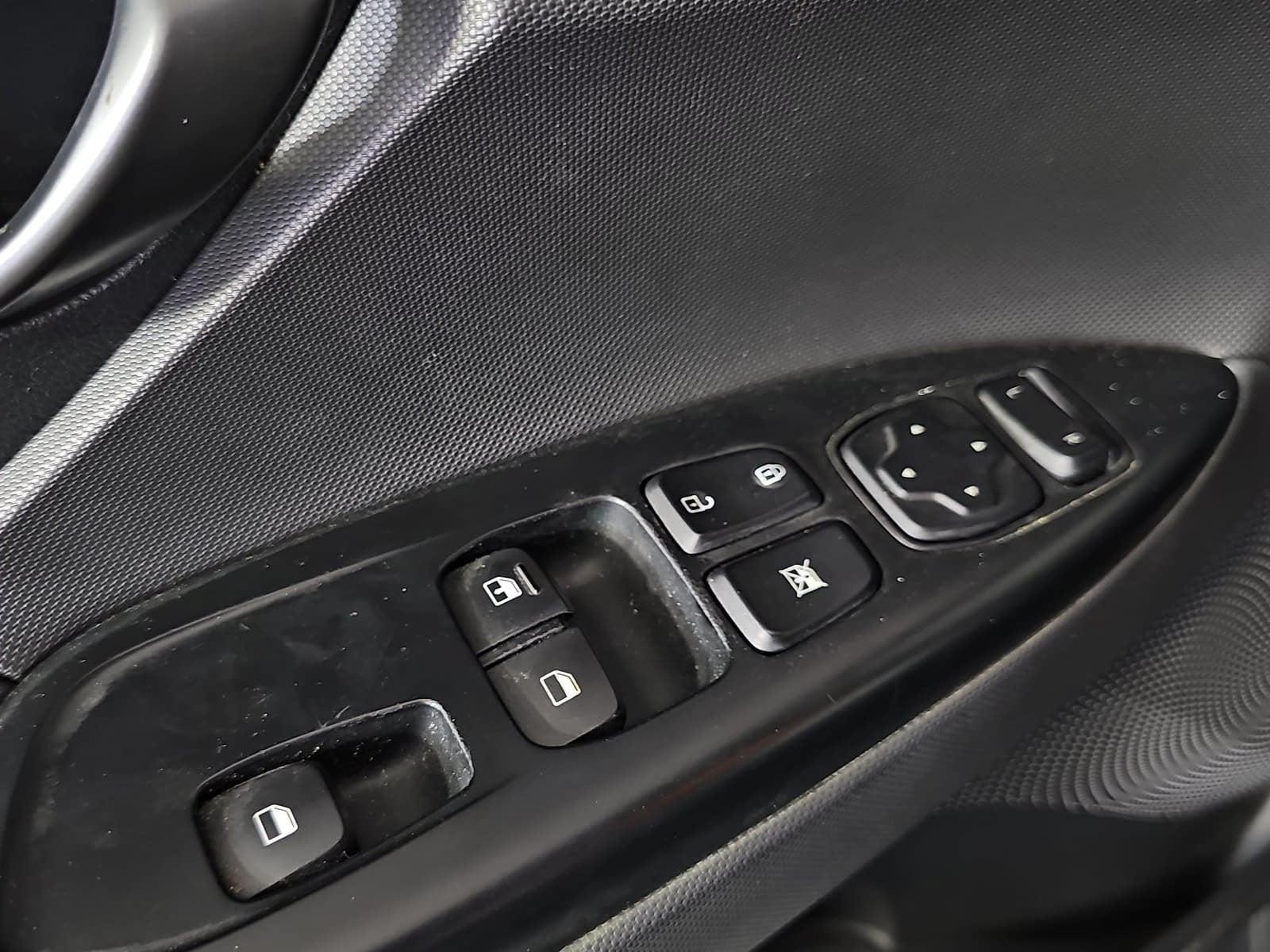 2019 Hyundai Veloster 2.0