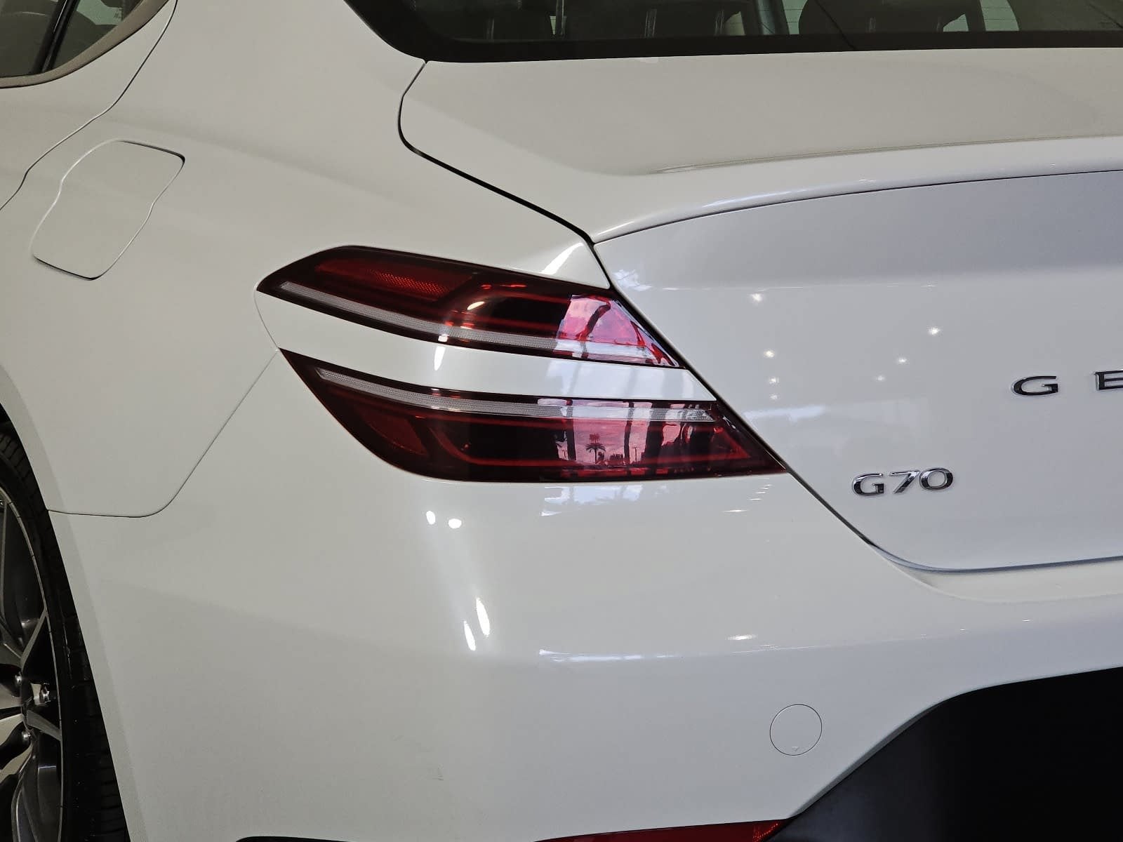 2025 Genesis G70 2.5T