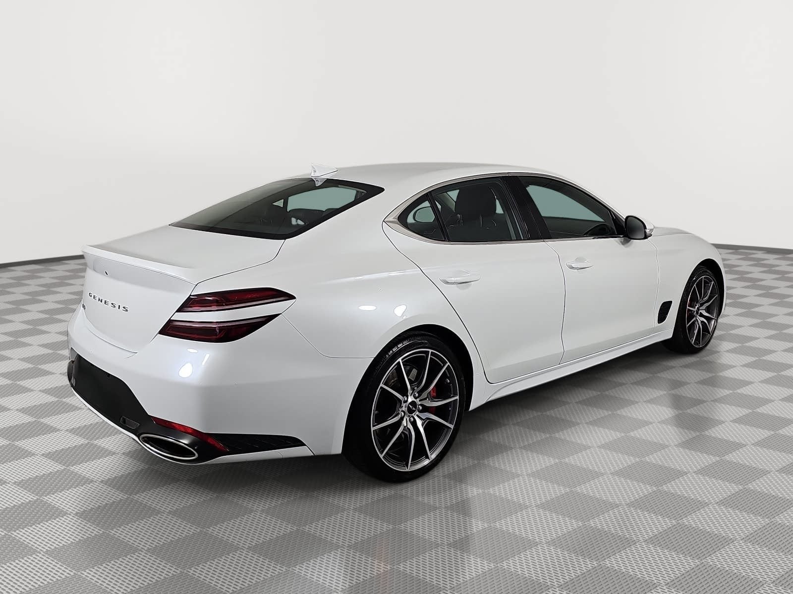 2025 Genesis G70 2.5T