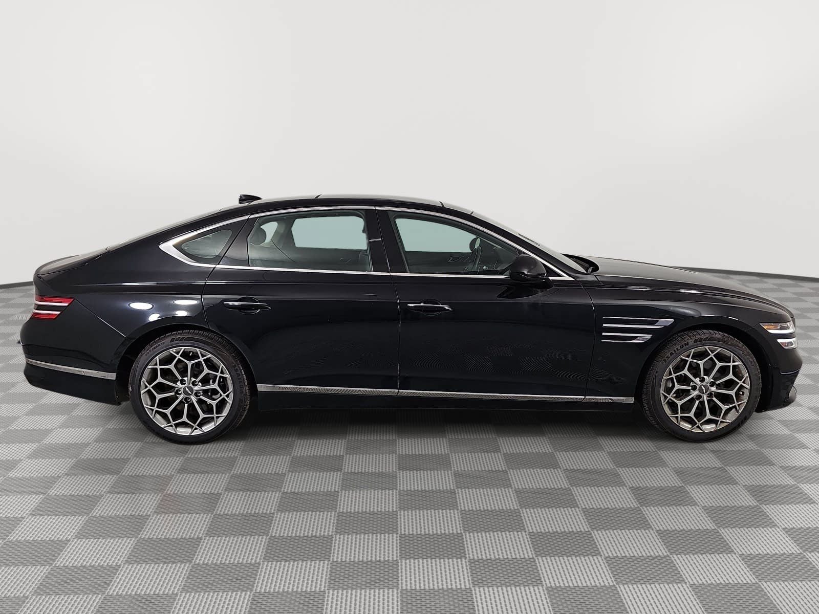 2023 Genesis G80 2.5T