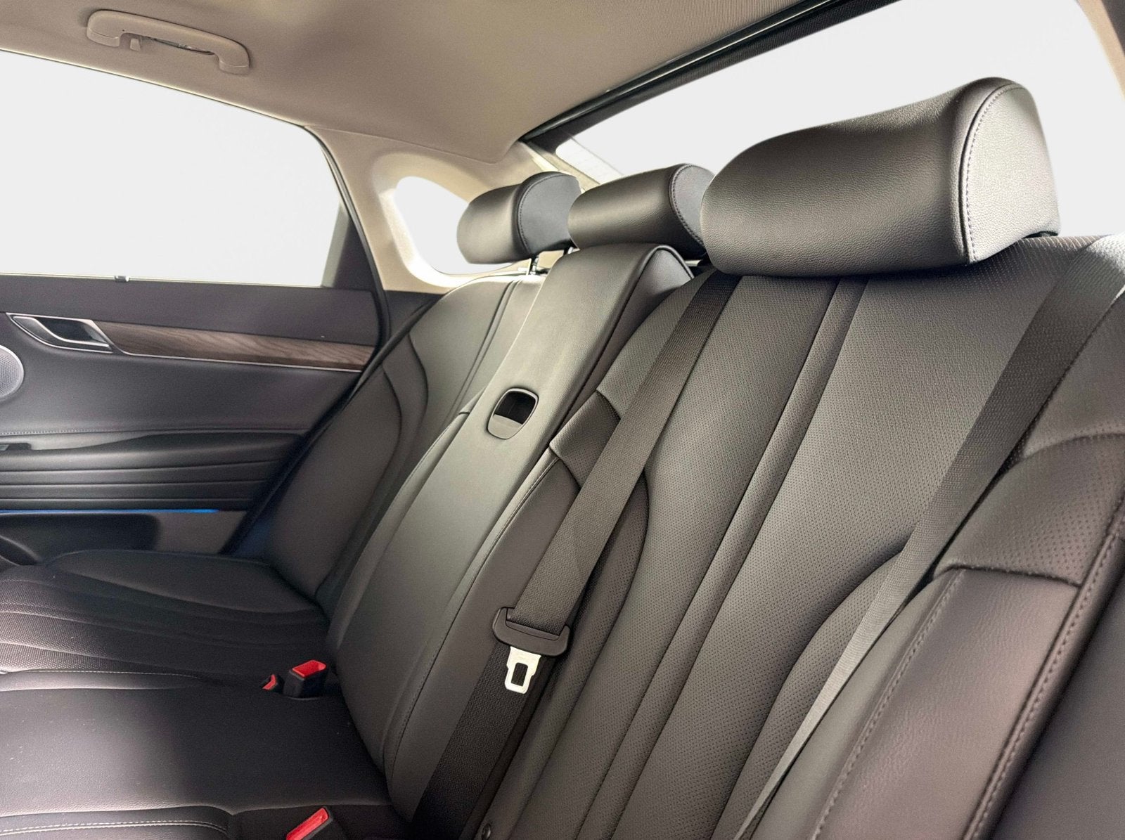 2026 Genesis G80 2.5T Advanced
