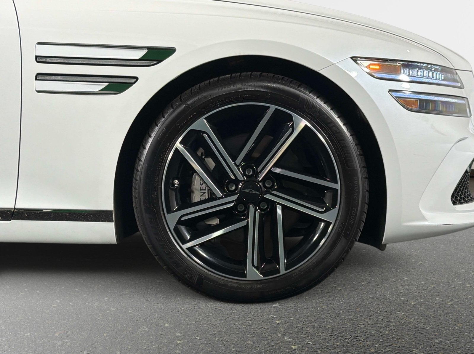 2026 Genesis G80 2.5T Advanced