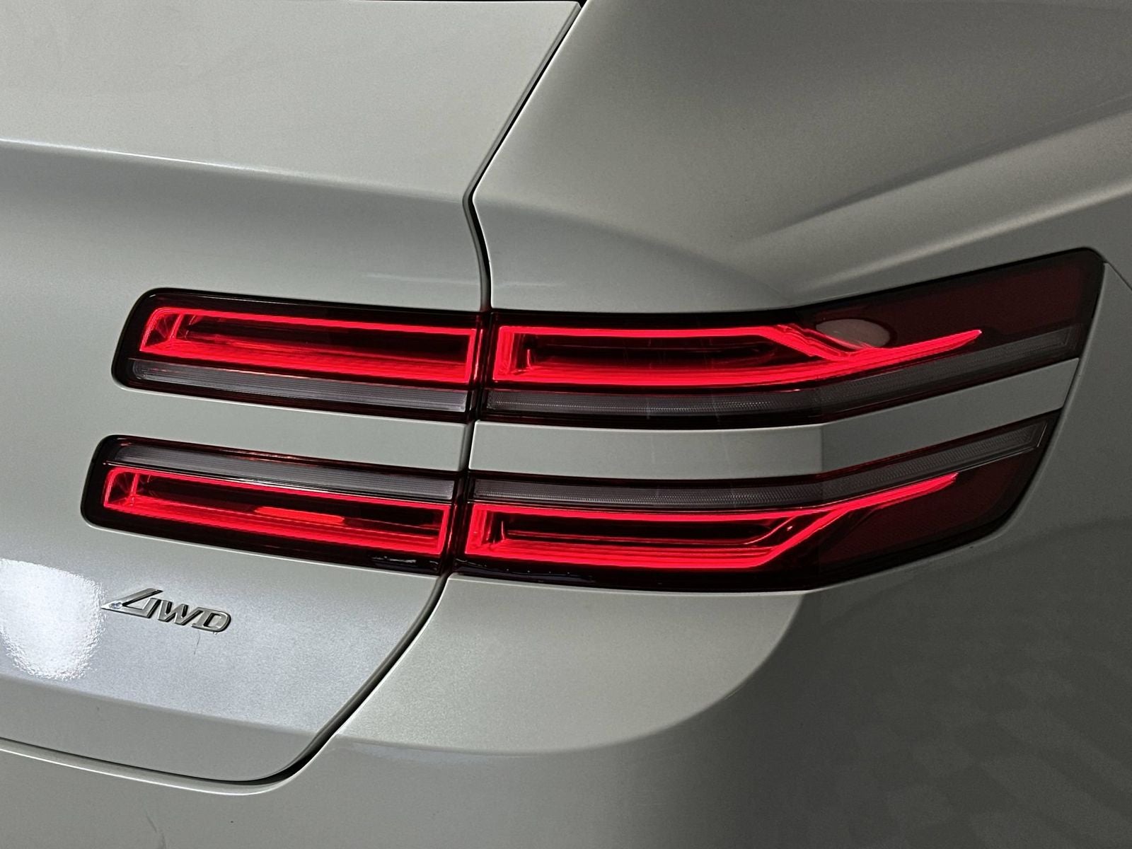 2025 Genesis GV80 2.5T