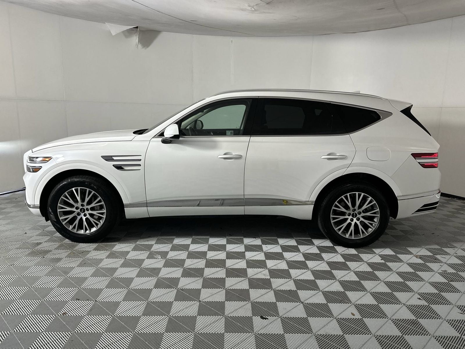2025 Genesis GV80 2.5T