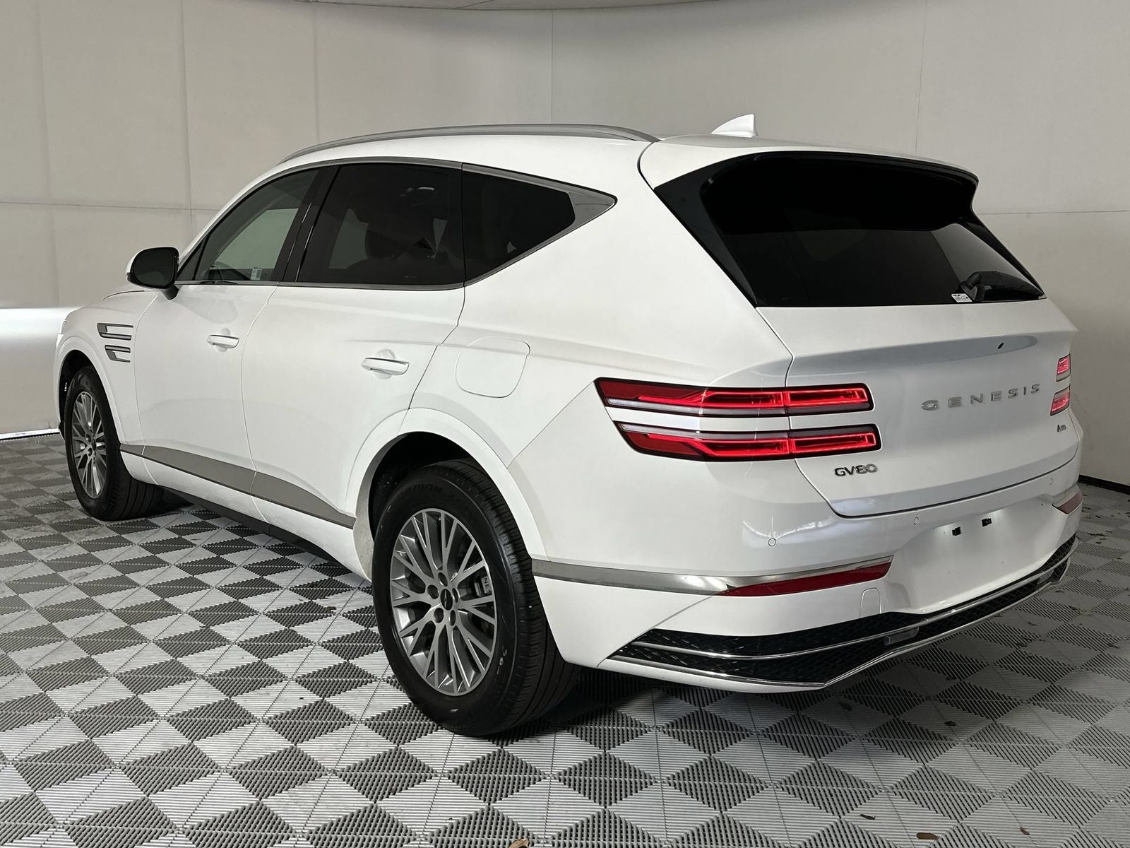 2025 Genesis GV80 2.5T