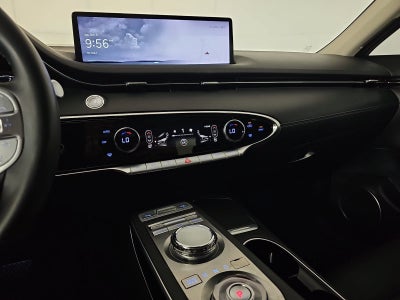 2022 Genesis GV70 2.5T
