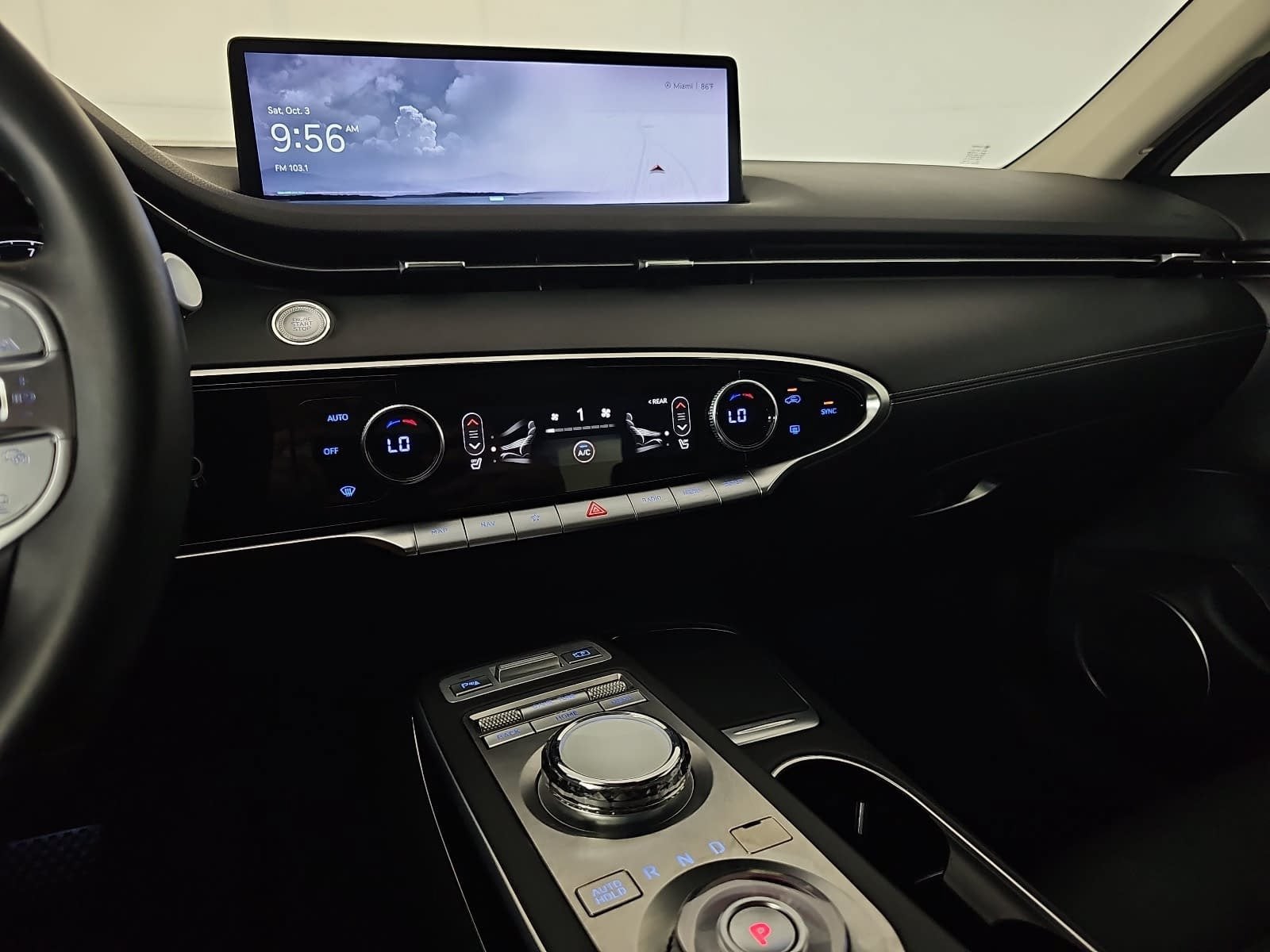 2022 Genesis GV70 2.5T