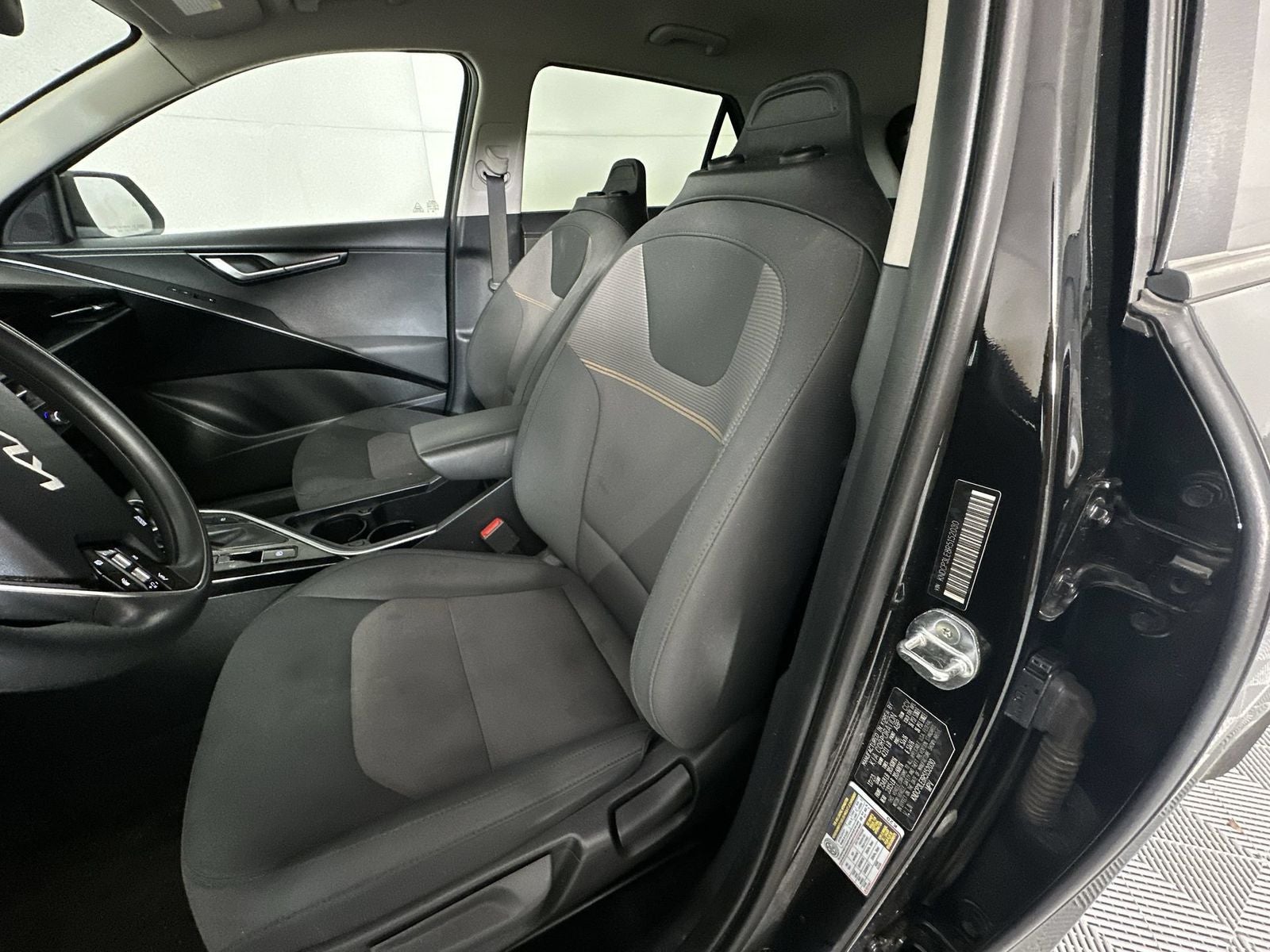 2024 Kia Niro LX